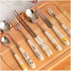 Class 302 - Animal Print Cutlery Class 302 - Animal Print Cutlery