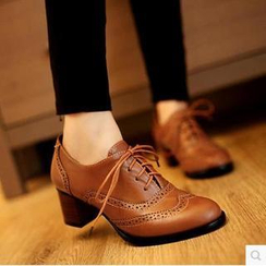 Gizmal Boots - Brogue Oxford Pumps Gizmal Boots - Brogue Oxford Pumps