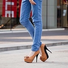 Mancienne - Bow-Accent Studded Platform Pumps