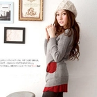 YUMI - Contrast-Pocket Sweater