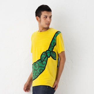 Short-Sleeve Printed T-Shirt - Arabesque Print Wrapping Cloth Short-Sleeve Printed T-Shirt - Arabesque Print Wrapping Cloth