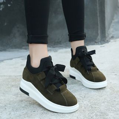 Wello - 厚底休閒鞋 Wello - 厚底休閒鞋