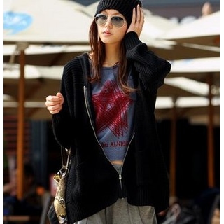 Pocket-Front Star Print Cropped Top