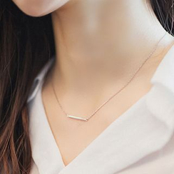 A’ROCH - 925 Sterling Silver Bar Necklace A’ROCH - 925 Sterling Silver Bar Necklace