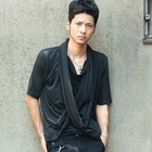 BLACK ASUKA - Drape-Front Top