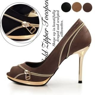 Zipper Detailed Pumps
