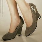 Kvoll - Rhinestone Bow Accent Wedges