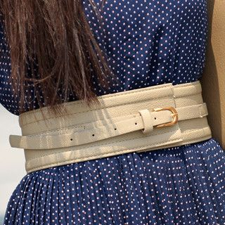 Buckle-Detail Wide Belt