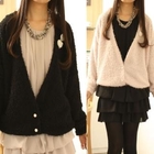 Taam Story - Set: Cardigan + Heart Brooch 