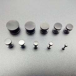Seoul Young - Single Stud Earring Seoul Young - Single Stud Earring