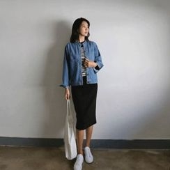 Hello sweety - Round-Neck Denim Jacket Hello sweety - Round-Neck Denim Jacket