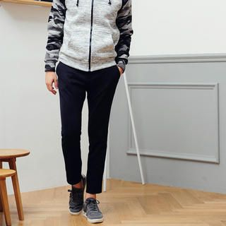 Notched Lapel Single-Button Blazer