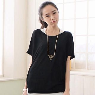 Short-Sleeve Dip-Back T-Shirt Short-Sleeve Dip-Back T-Shirt