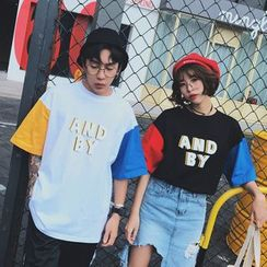 Simpair - Couple Matching Color Block Short-Sleeve T-Shirt Simpair - Couple Matching Color Block Short-Sleeve T-Shirt