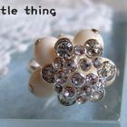 MyLittleThing - Shiny Ladies Flower Ring with white beads