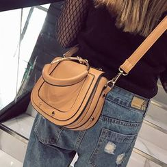 Q.BAISE - Hoop Detail Crossbody Bag Q.BAISE - Hoop Detail Crossbody Bag