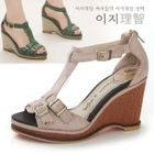 HOBAK girls - Faux-Leather T-Strap Wedge Sandals