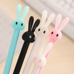 Hera's Place - Rabbit Pen Hera's Place - Rabbit Pen
