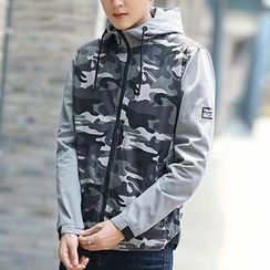 Evzen - Camo Panel Hooded Jacket Evzen - Camo Panel Hooded Jacket