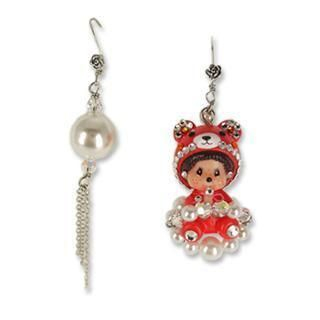 Urea Pearl Spacecraft Earrings with Animal MCC Bear Urea Pearl Spacecraft Earrings with Animal MCC Bear
