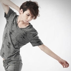 deepstyle - Distressed V-Neck T-Shirt