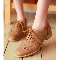 Freesia - Brogue Oxfords Freesia - Brogue Oxfords