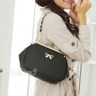 PG Beauty - Faux Leather Kiss-Lock Shoulder Bag