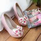 Smoothie - Bow-Accent Wedges