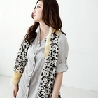 OrangeBear - Tab-Sleeve Contrast-Trim Shirt