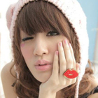 Sweet & Co. - Mirror Hot Lips Gold Ring