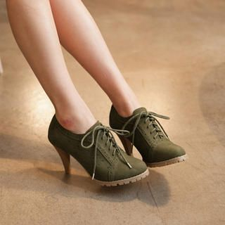 Perforated Lace-Up Oxford Pumps Perforated Lace-Up Oxford Pumps