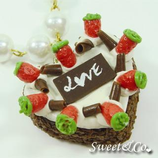 Chocolate Strawberry Love Heart Cake Pearl Necklace Chocolate Strawberry Love Heart Cake Pearl Necklace