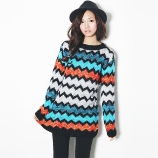 Chevron-Stripe Knit Top