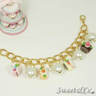 Slice of cake charm & Pearl Crystal Gold Bracelet