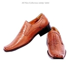 MARTUCCI - Croc-Grain Leather Loafers