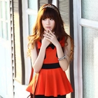 MISSTHEA - Sleeveless Contrast-Color Chiffon Top