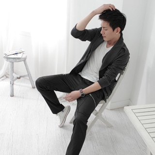 Dual-Pocket Cardigan