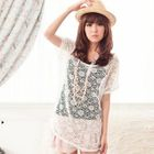 eFashion - Set: Lace Top + Halter Top