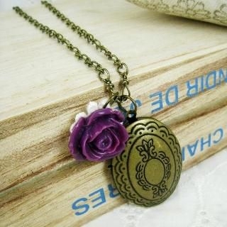 Vinatge Purple Flower Locket Necklace