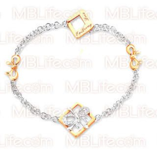 18K/750 White Gold and Rose Gold Gift Ribbon / Bowknot Diamond Bracelet 18K/750 White Gold and Rose Gold Gift Ribbon / Bowknot Diamond Bracelet
