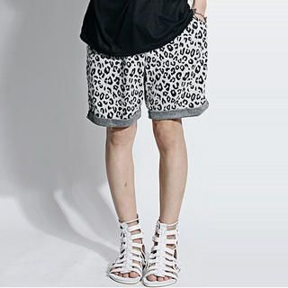 Leopard Print Sweat Shorts Leopard Print Sweat Shorts