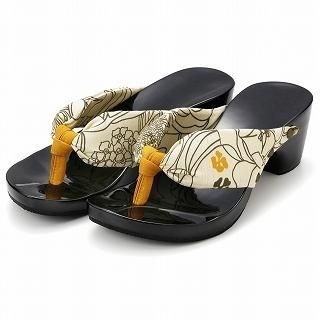 High-Heeled Wood Sandals