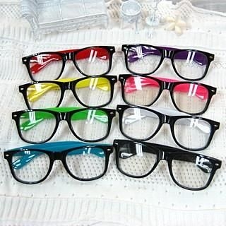 Skull Accent Glasses with Lens