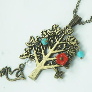 Blossom Spring Necklace Blossom Spring Necklace