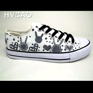 'Sweet Rabbits' Slip-Ons