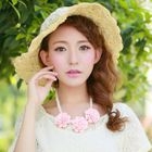 Angel Love - Beaded Flower Necklace