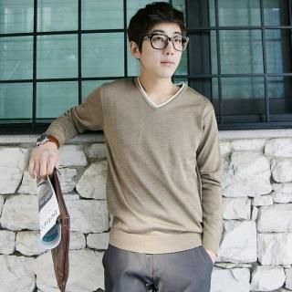 V-Neck Knit Top