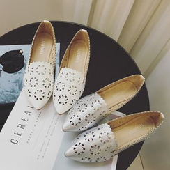 pointed toe cut out flats