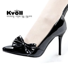 Kvoll - Bow-Accent Patent Stiletto Pumps
