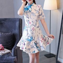 Miss Four Qipao - 中袖碎花旗袍 Miss Four Qipao - 中袖碎花旗袍